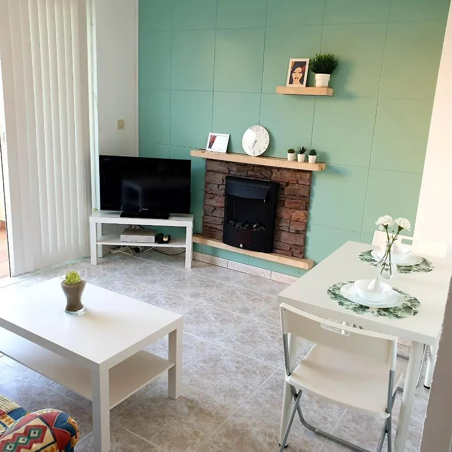 Apartamento Blancomar 토레몰리노스 아파트