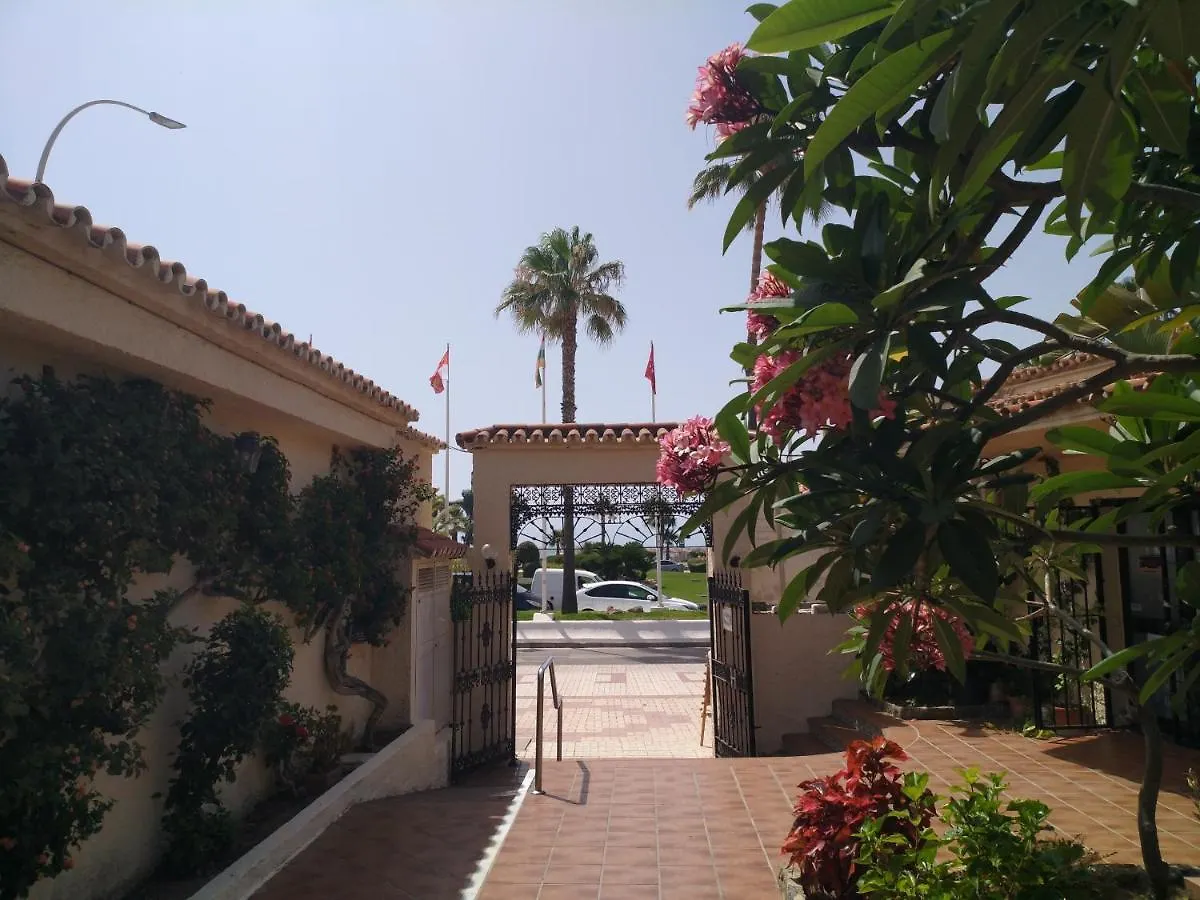 Apartamento Blancomar 토레몰리노스 스페인